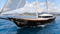 Sailing Yacht Infinity -  Cruising